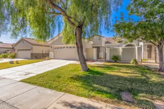 Photo #4: 6491073 Listing