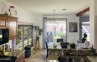 Photo #4: 6491236 Listing