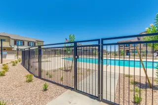 Photo #4: 6491255 Listing