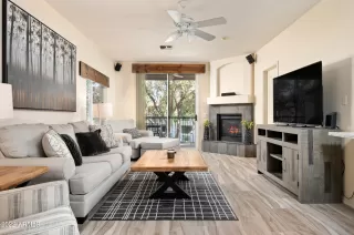 Photo #1: 6491325 Listing 