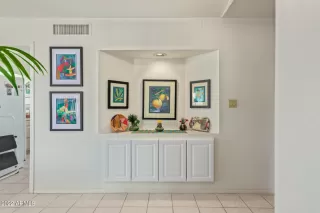 Photo #2: 6491331 Listing