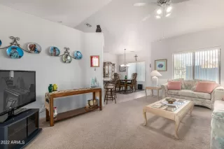 Photo #3: 6491448 Listing 