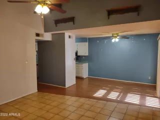 Photo #4: 6491475 Listing