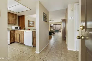 Photo #2: 6491533 Listing 