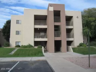 Photo #3: 6491706 Listing