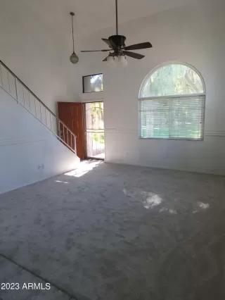 Photo #4: 6492061 Listing