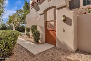 Photo #4: 6492597 Listing