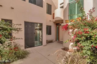 Photo #6: 6492597 Listing