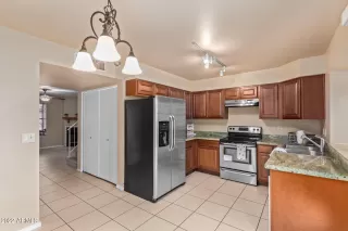 Photo #2: 6492598 Listing