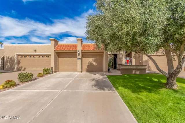 MLS: 6492927 Condo For Sale