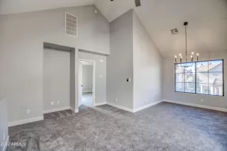 Photo #6: 6492999 Listing 