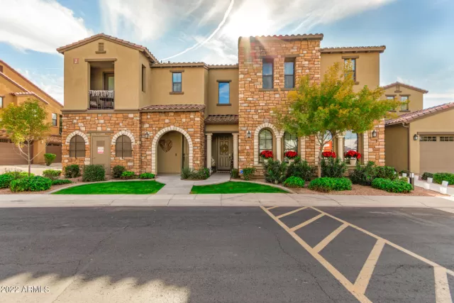 MLS: 6493187 Condo For Sale