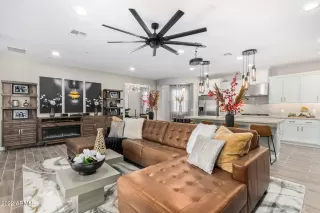 Photo #4: 6493187 Listing 