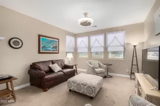 Photo #6: 6493237 Listing 