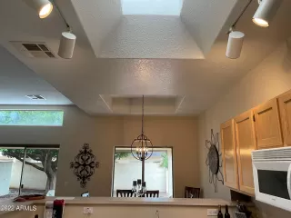 Photo #6: 6493798 Listing 