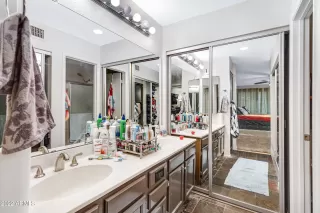 Photo #5: 6494023 Listing