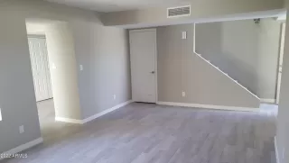 Photo #2: 6494182 Listing 