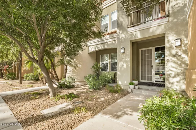 MLS: 6494225 Condo For Sale