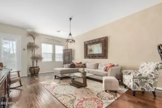 Photo #4: 6494225 Listing 