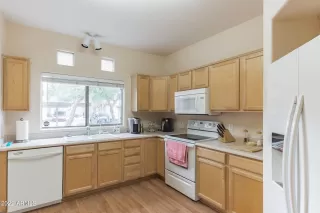 Photo #2: 6494351 Listing