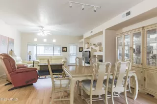 Photo #3: 6494351 Listing