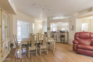 Photo #6: 6494351 Listing