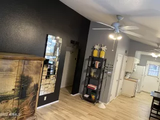 Photo #4: 6494801 Listing