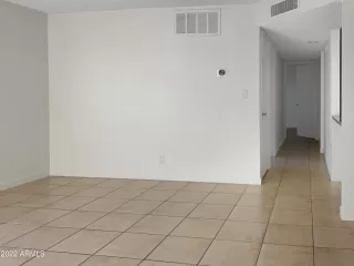 Photo #3: 6494807 Listing