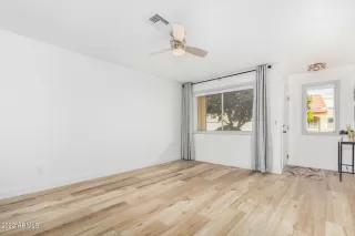 Photo #4: 6495226 Listing 