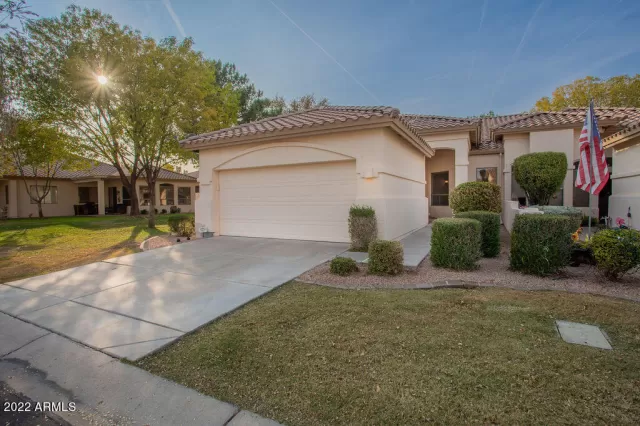 MLS: 6495244 Condo For Sale