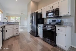 Photo #6: 6495244 Listing