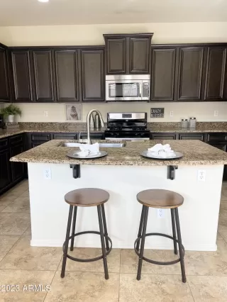 Photo #6: 6495430 Listing 