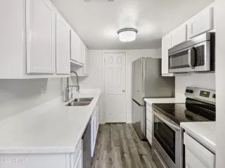 Photo #3: 6495825 Listing