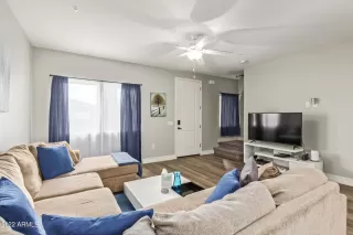 Photo #4: 6496457 Listing