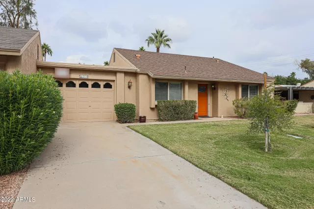 MLS: 6496524 Condo For Sale