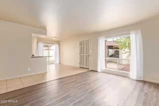 Photo #2: 6496665 Listing