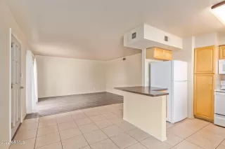 Photo #6: 6496665 Listing