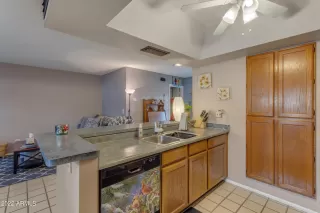 Photo #6: 6496850 Listing