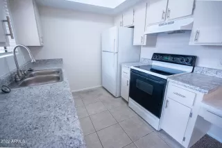 Photo #1: 6496946 Listing 