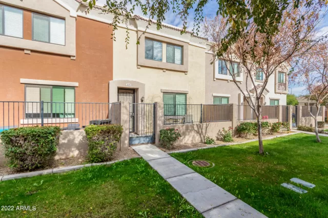 MLS: 6497153 Condo For Sale