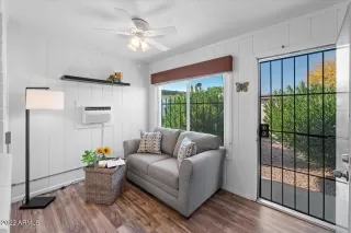 Photo #5: 6497372 Listing