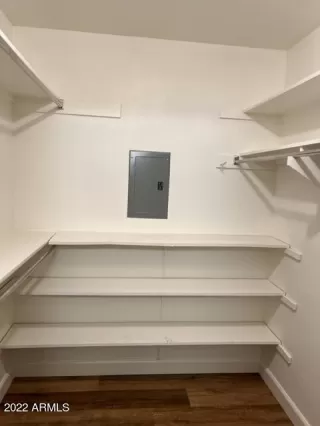 Photo #6: 6497401 Listing