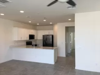 Photo #5: 6497836 Listing