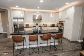 Photo #6: 6498004 Listing 