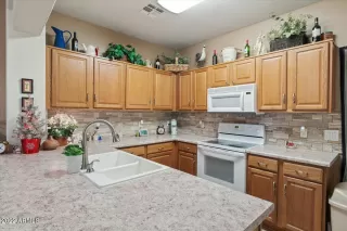 Photo #2: 6498153 Listing