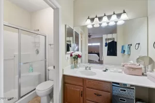 Photo #4: 6498153 Listing