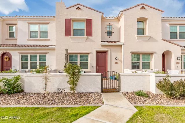 MLS: 6498737 Condo For Sale