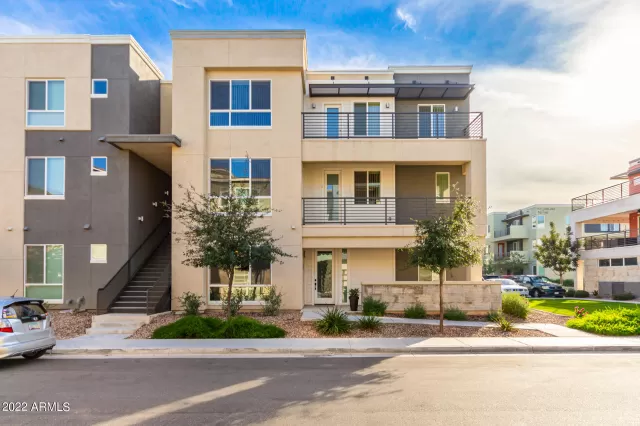 MLS: 6499110 Condo For Sale