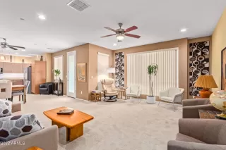 Photo #6: 6499110 Listing