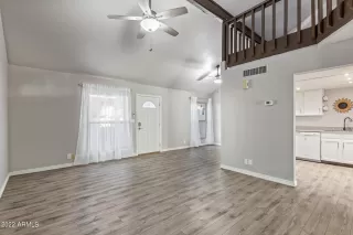 Photo #6: 6499162 Listing 